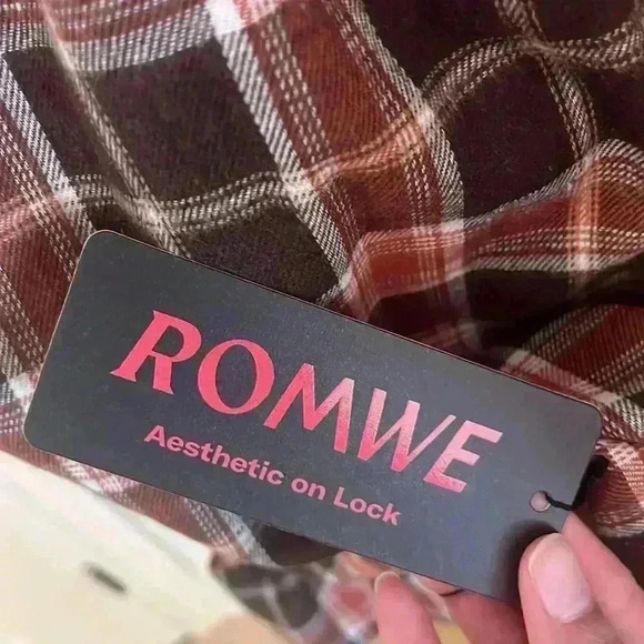 Christmas Plaid Print Ruffle Trim
Flounce  Sleeve Dress - Picture 5 of 5